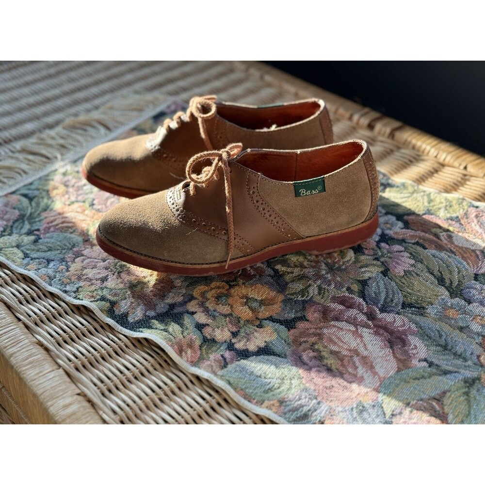 Vintage G.H. Bass “Saddles & Bucks” Saddle Shoes Tan Suede Leather Oxfords 6.5M - Picture 5 of 9